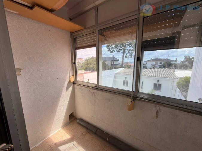 Apartamento T2 para Venda em Laranjeiro e Feijó Foto 9