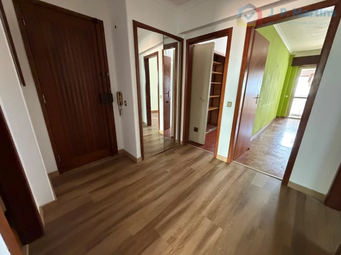 Apartamento T2 para Venda em Laranjeiro e Feijó Foto 11