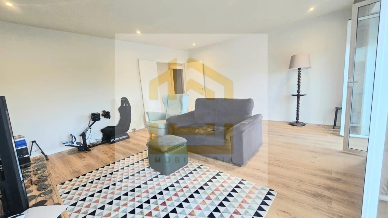 Apartamento T2 para Venda em Gião Foto 1