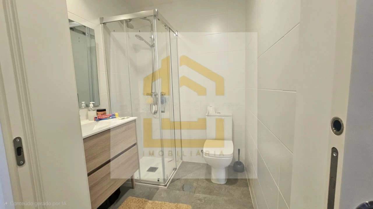 Apartamento T2 para Venda em Gião Foto 15