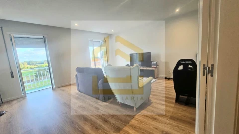 Apartamento T2 para Venda em Gião