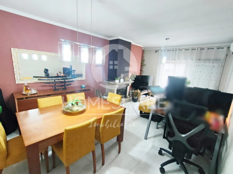 Apartamento T2 para Venda em Valongo Foto 2