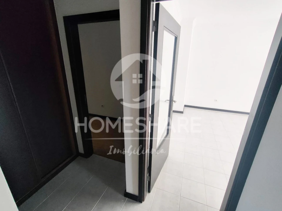 Apartamento T2 para Venda em Valongo Foto 5