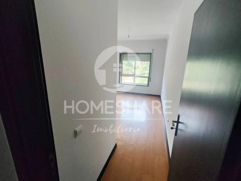 Apartamento T2 para Venda em Valongo Foto 13