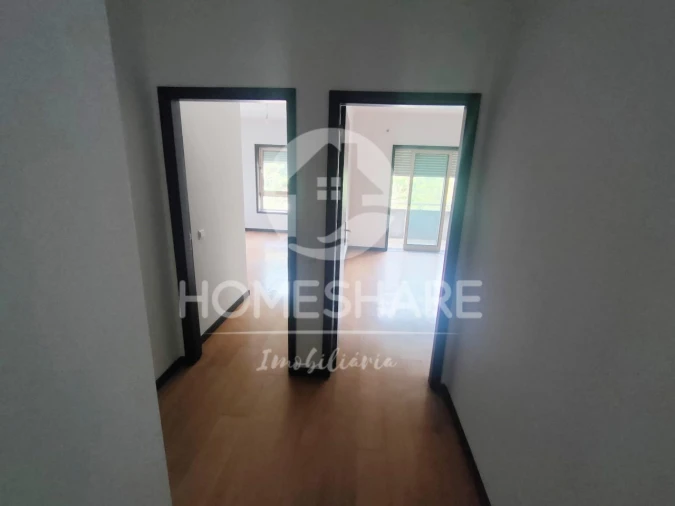 Apartamento T2 para Venda em Valongo Foto 10