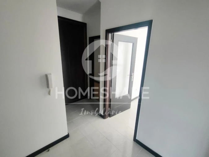 Apartamento T2 para Venda em Valongo Foto 3
