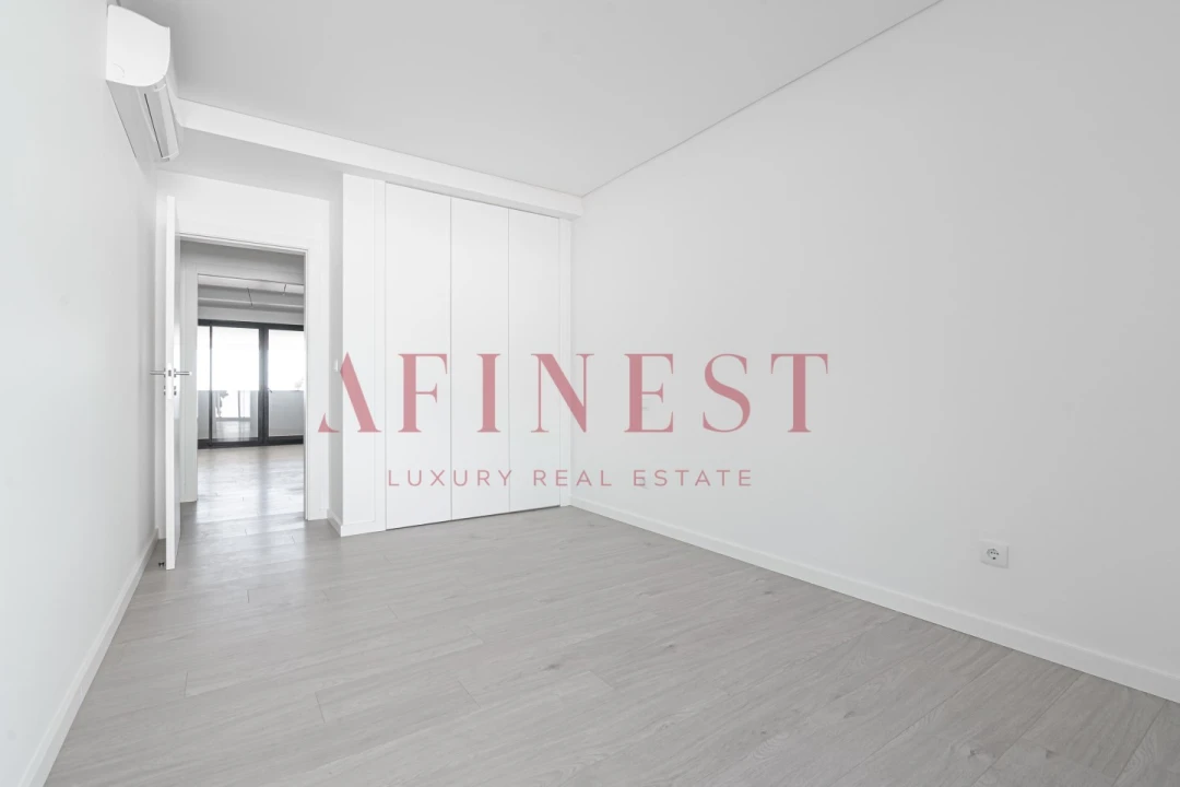 Apartamento T2 para Venda em Venteira Foto 27