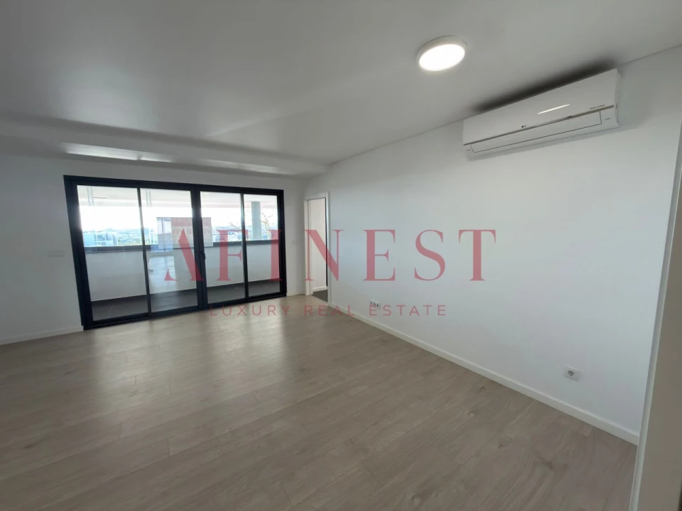Apartamento T2 para Venda em Venteira Foto 7