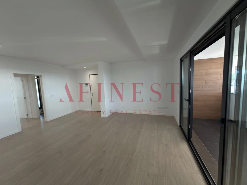 Apartamento T2 para Venda em Venteira Foto 8