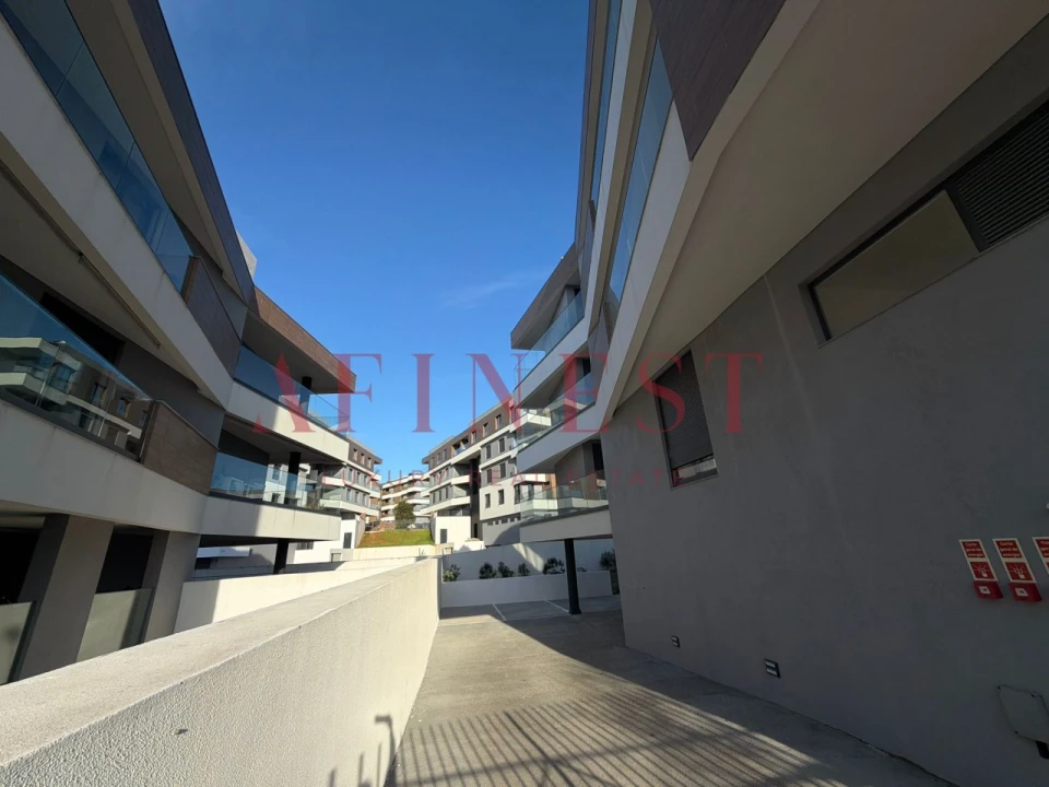 Apartamento T2 para Venda em Venteira Foto 39