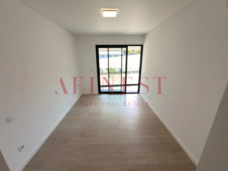 Apartamento T2 para Venda em Venteira Foto 31