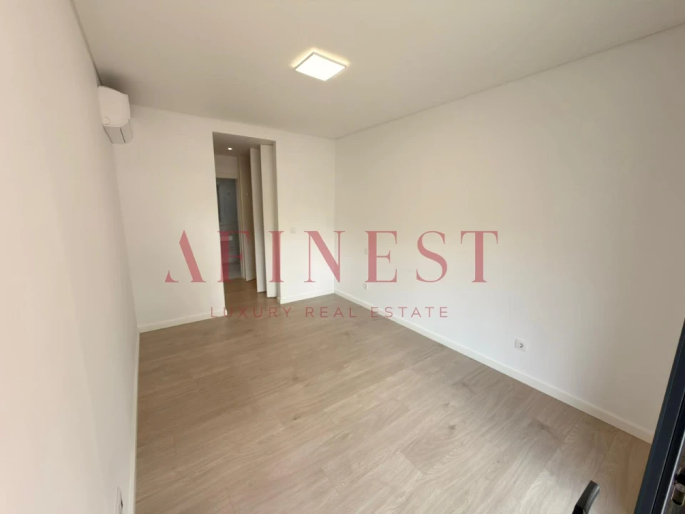 Apartamento T2 para Venda em Venteira Foto 33