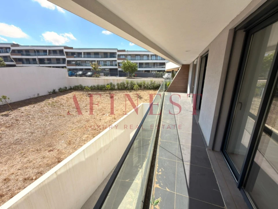 Apartamento T2 para Venda em Venteira Foto 37