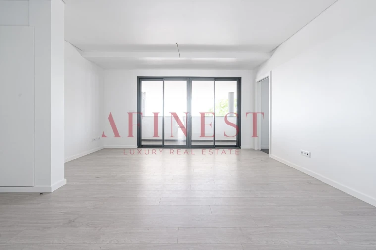 Apartamento T2 para Venda em Venteira Foto 15