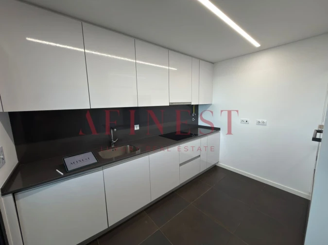 Apartamento T2 para Venda em Venteira Foto 5