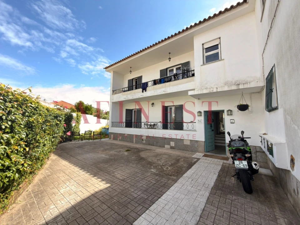 Moradia T4 para Venda em Carcavelos e Parede Foto 1