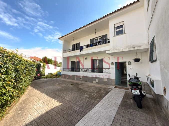 Moradia T4 para Venda em Carcavelos e Parede