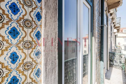 Apartamento T3 para Arrendamento em Santa Maria Maior