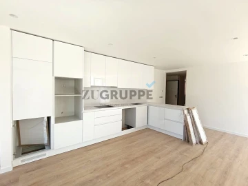 Apartamento T3 para Venda em Glória e Vera Cruz