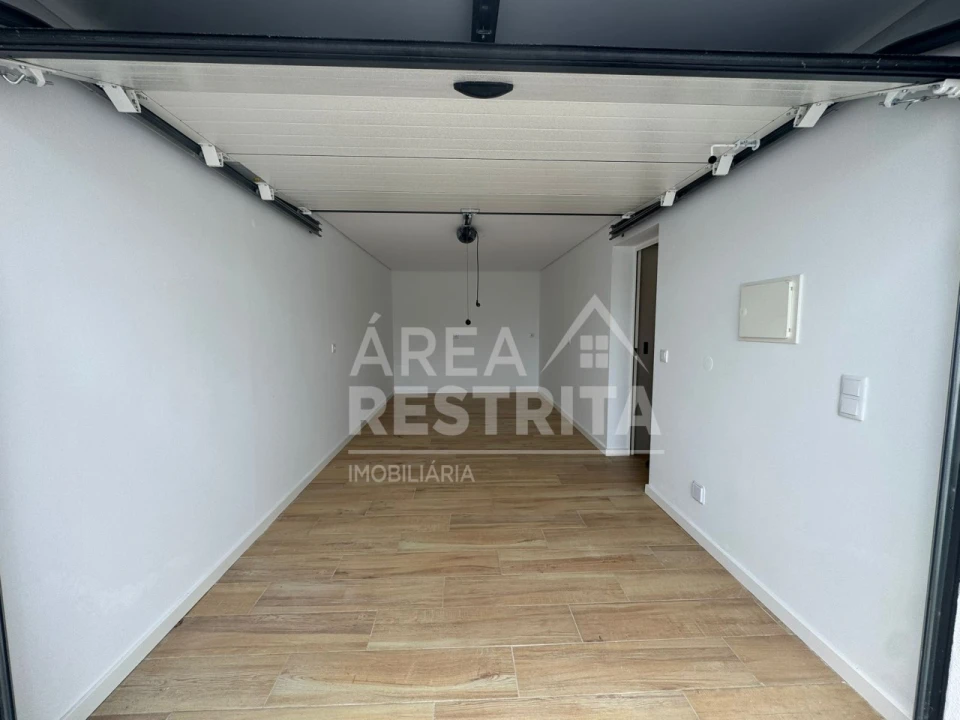 Moradia T3 para Venda em Fernao Ferro Foto 31