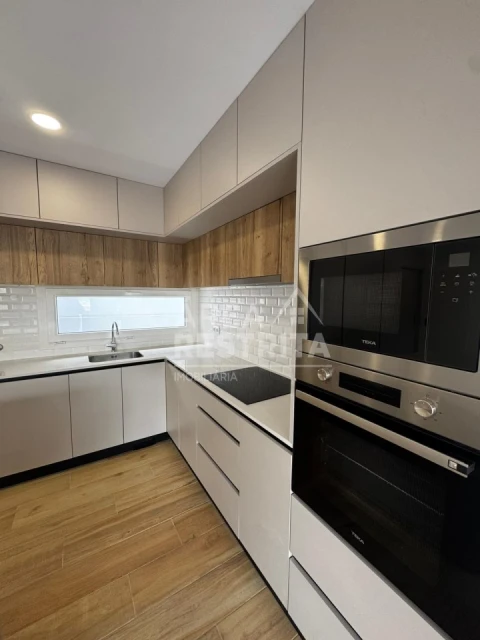 Moradia T3 para Venda em Fernao Ferro
