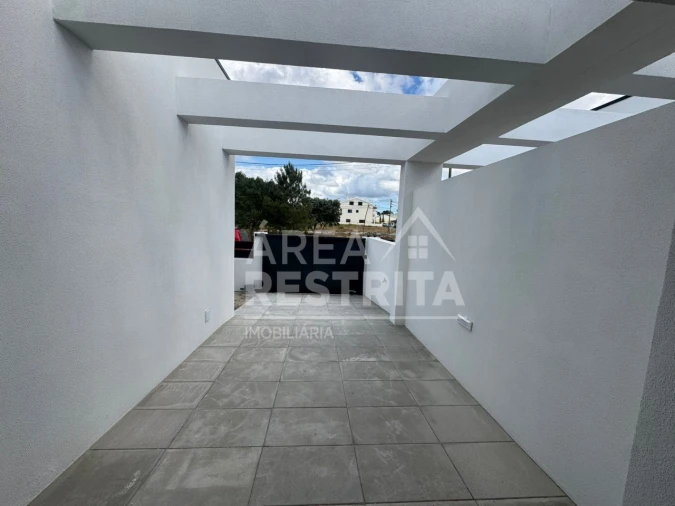 Moradia T3 para Venda em Fernao Ferro Foto 30