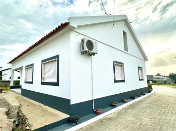 Moradia T4 para Venda em Coruche, Fajarda e Erra