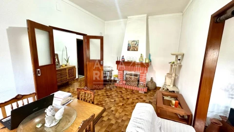 Moradia T4 para Venda em Coruche, Fajarda e Erra