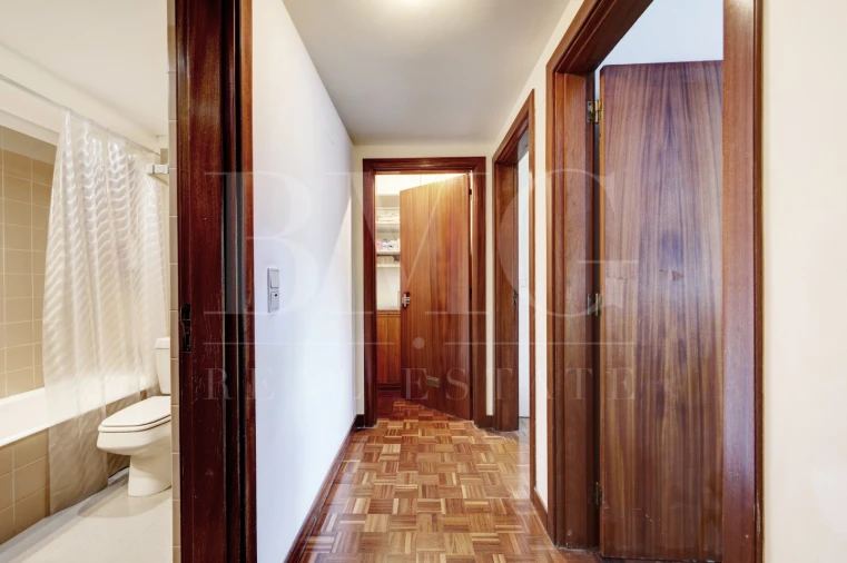 Apartamento T4 para Venda em Lumiar Foto 14