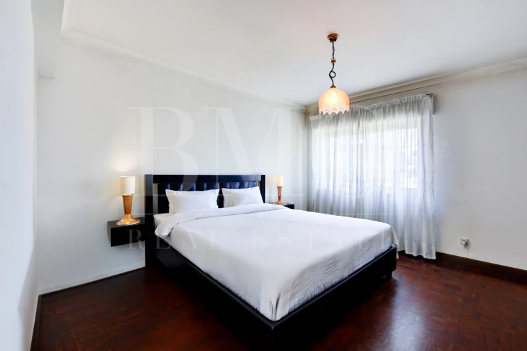 Apartamento T4 para Venda em Lumiar Foto 8