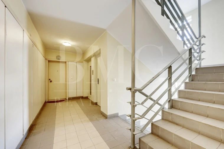 Apartamento T4 para Venda em Lumiar Foto 22