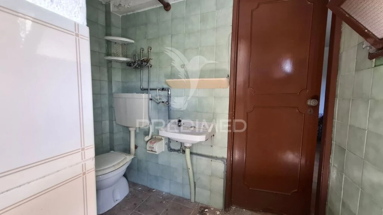 Moradia T2 para Venda em Arneiro das Milhariças Foto 19
