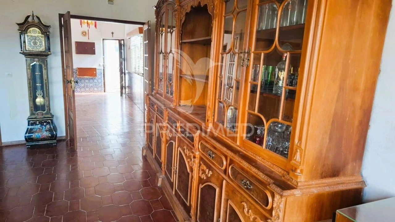 Moradia T2 para Venda em Arneiro das Milhariças Foto 12