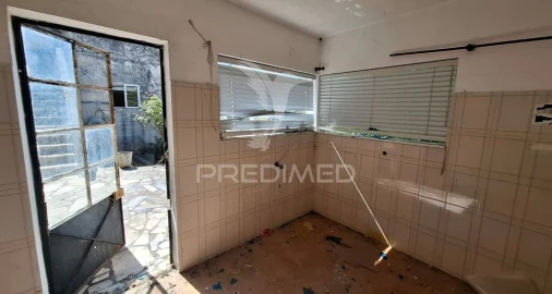 Moradia T2 para Venda em Arneiro das Milhariças