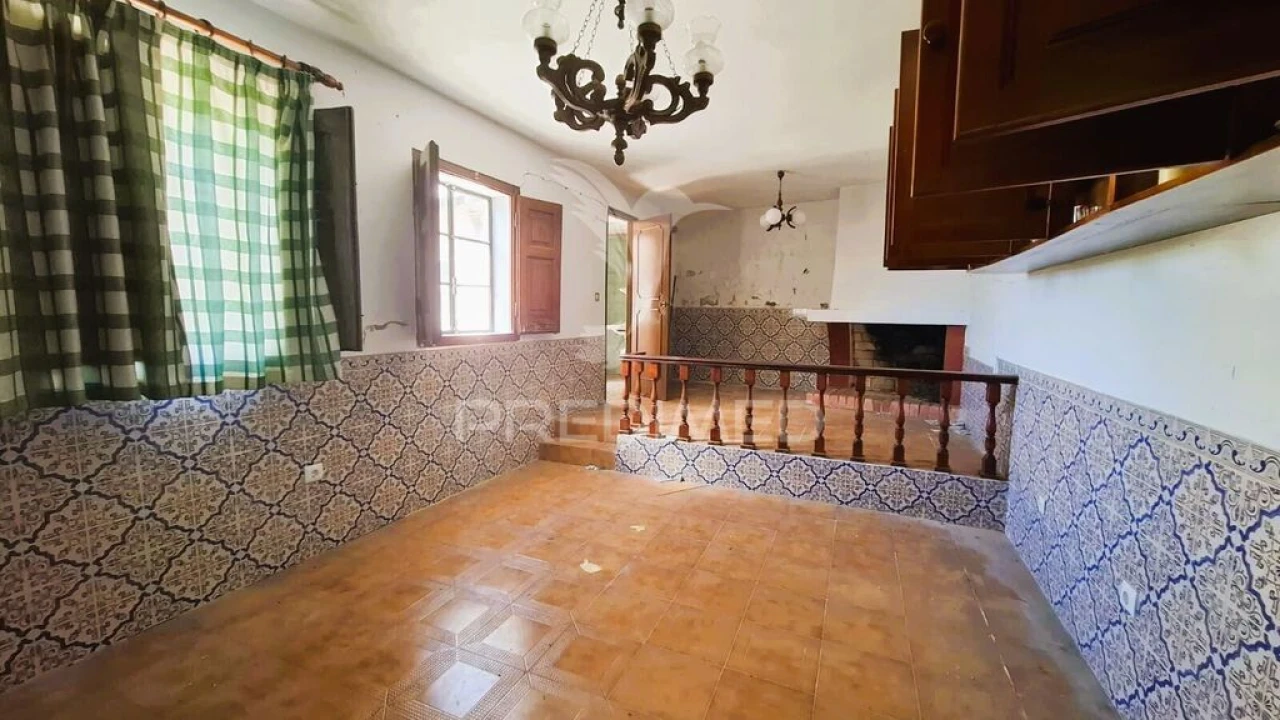 Moradia T2 para Venda em Arneiro das Milhariças Foto 18
