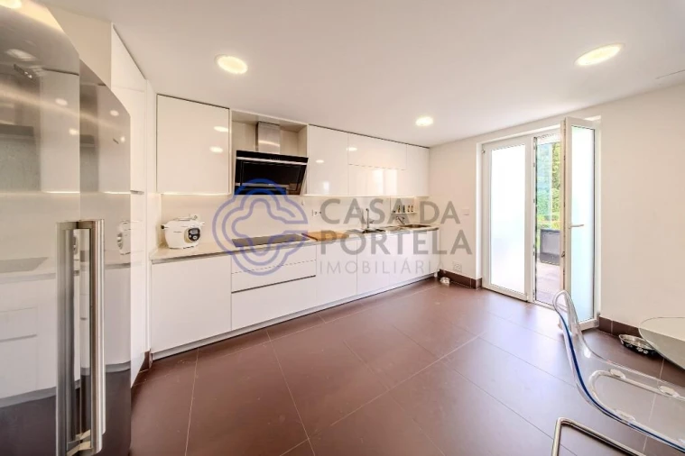 Apartamento T5 para Venda em Alcabideche Foto 15