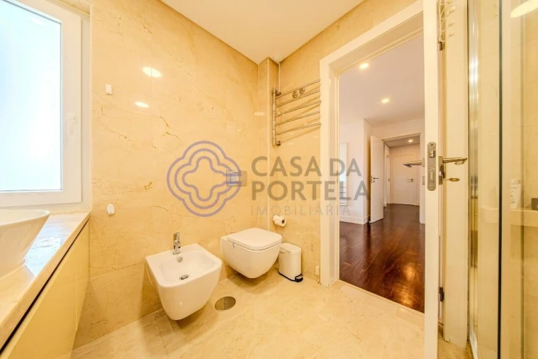 Apartamento T5 para Venda em Alcabideche Foto 40