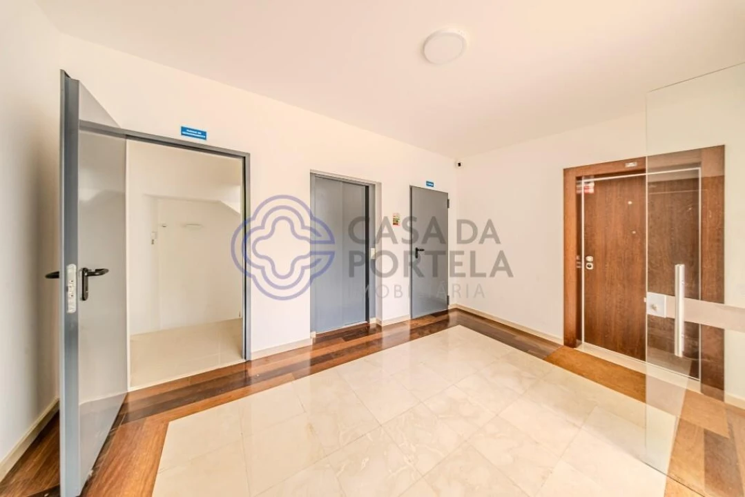 Apartamento T5 para Venda em Alcabideche Foto 60