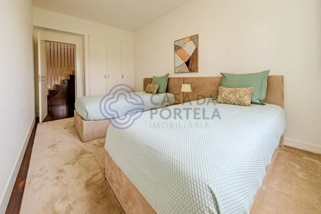 Apartamento T5 para Venda em Alcabideche Foto 33