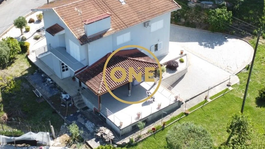 Moradia T4 para Venda em Balança