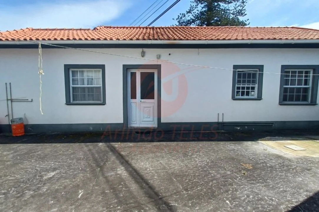 Moradia T4 para Venda em Urzelina (São Mateus) Foto 26