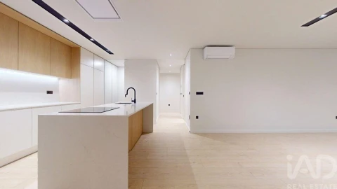 Apartamento T2 para Venda em Gondomar (São Cosme), Valbom e Jovim