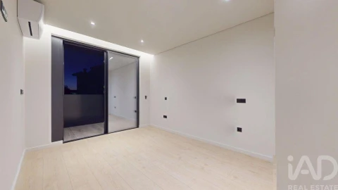 Apartamento T2 para Venda em Gondomar (São Cosme), Valbom e Jovim
