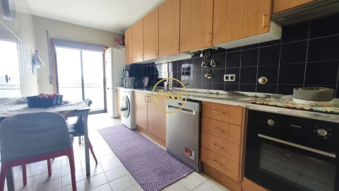 Apartamento T2 para Venda em Póvoa de Varzim, Beiriz e Argivai
