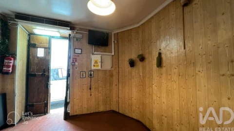 Negócio para Arrendamento em Santa Maria Maior