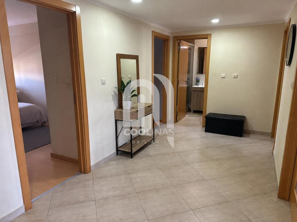 Apartamento T3 para Venda em Seixal, Arrentela e Aldeia de Paio Pires Foto 3