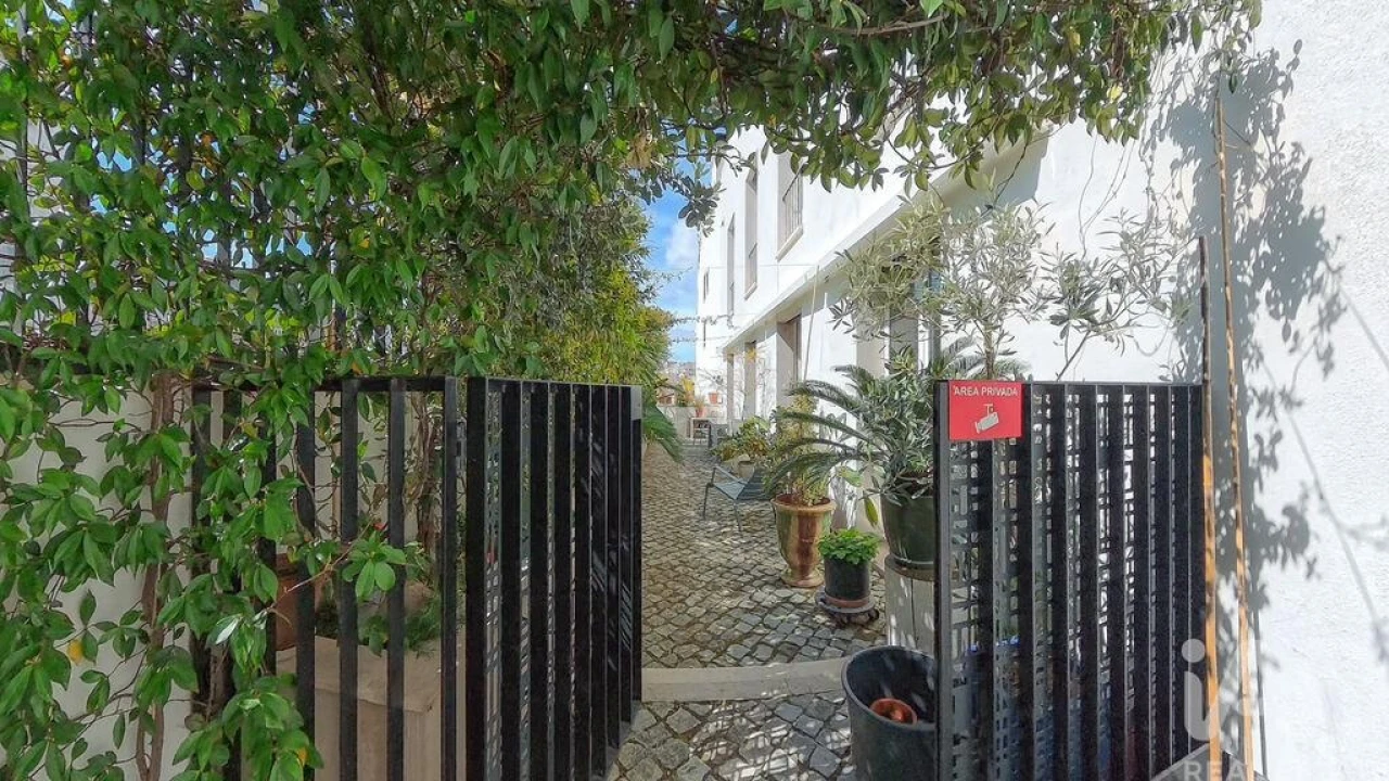 Apartamento T2 para Venda em Misericórdia Foto 9