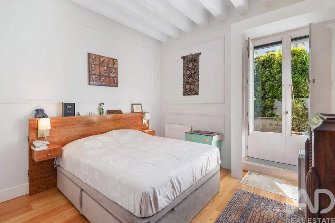 Apartamento T2 para Venda em Misericórdia Foto 11