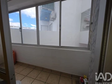 Apartamento T2 para Venda em Quelfes