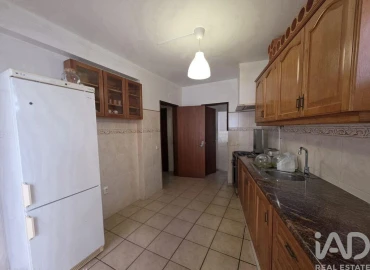 Apartamento T2 para Venda em Quelfes